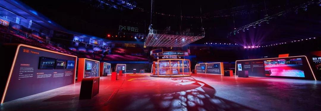 大型會(huì)議活動(dòng)策劃的場(chǎng)地如何布置?需要注意什么?